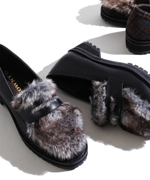 WEGO(ウィゴー)の「WEGO/ファー切替ローファー(ローファー・レディース・ブラック/その他1・MEDIUM/LARGE)」の2枚目の写真