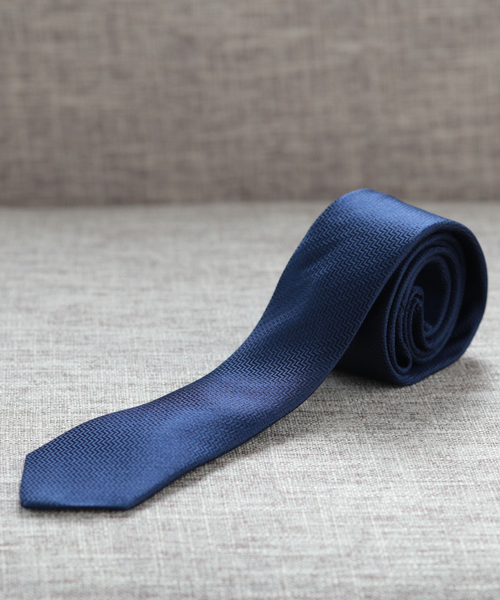 Quit Running(クイトランニング)の「ピュアシルク100% レジメンタルストライプ シルクネクタイ ナロータイ(ネクタイ・メンズ・ネイビー/ブラウン/シルバー/ブラウン系その他/シルバー系その他/ライトブルー/ブルー系その他/ライトブラウン/ブルー系その他2・FREE)」の5枚目の写真