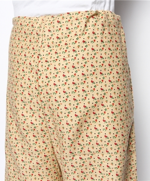 BEAMS BOY（ビームスボーイ）の「◎BEAMS BOY / フラワーネルイージーパンツ **（その他パンツ・レディース・ベージュ/ライトブラウン・ONE SIZE）」の6枚目の写真