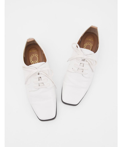 POU DOU DOU（プードゥドゥ）の「スクエアトゥレースアップシューズ（その他シューズ・レディース・ブラック/オフホワイト・4/3）」の2枚目の写真