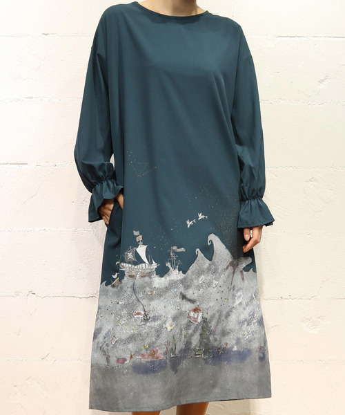 Rivet Surge リベットアンドサージ の 夜の海プリント ワンピース ワンピース Wear