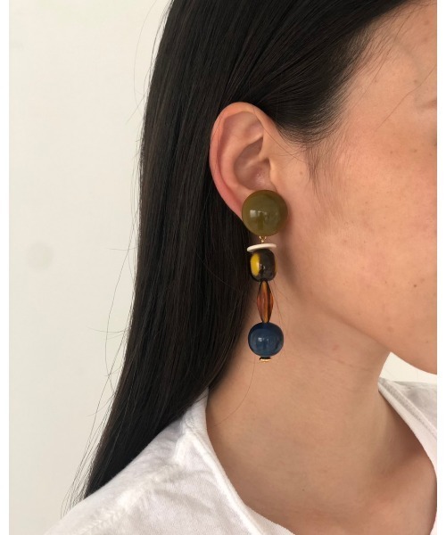 TODAYFUL（トゥデイフル）の「アソートアクリルイヤリング（イヤリング・レディース・カーキ/ピンク・FREE）」の3枚目の写真