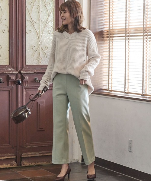 KOBE LETTUCE（コウベレタス）の「センタープレスサイドボタンフェイクウールストレートパンツ（その他パンツ・レディース・アイボリー/ミント/ブルー/ブラウン系その他・SM）」の17枚目の写真