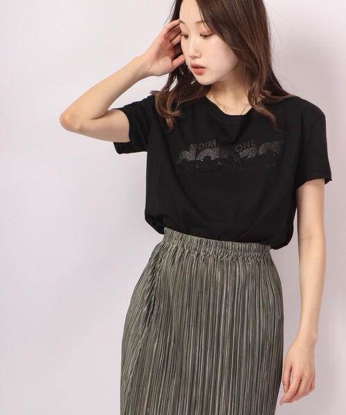 DIMENSIONE danza(ディメンシオーネ ダンツァ)の「ラメロゴストーンカットソー(Tシャツ/カットソー・レディース・ホワイト/グレー/ブラック/イエロー/ネイビー/レッド/スモークピンク・MEDIUM/SMALL/X-SMALL)」の3枚目の写真
