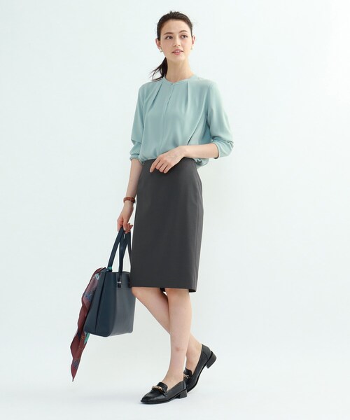 INDIVI（インディヴィ）の「[L]【UV】マルチシャークタイトスカート（スーツスカート・レディース・チャコール/ベージュ系その他6・12/15 /13/17）」の10枚目の写真