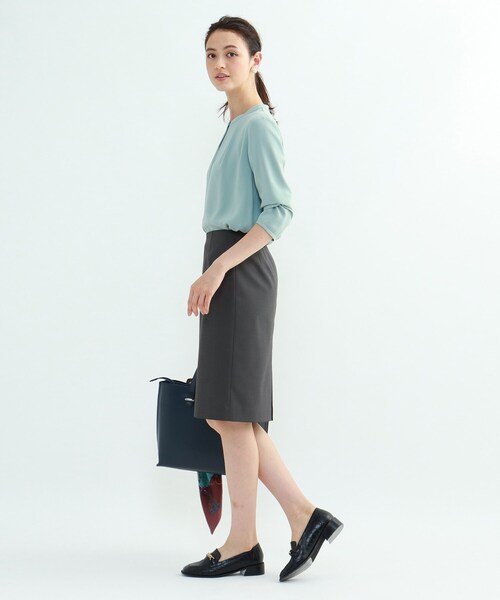 INDIVI（インディヴィ）の「[L]【UV】マルチシャークタイトスカート（スーツスカート・レディース・チャコール/ベージュ系その他6・12/15 /13/17）」の9枚目の写真