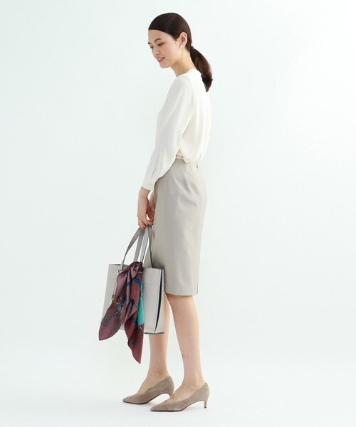 INDIVI（インディヴィ）の「[L]【UV】マルチシャークタイトスカート（スーツスカート・レディース・チャコール/ベージュ系その他6・12/15 /13/17）」の6枚目の写真