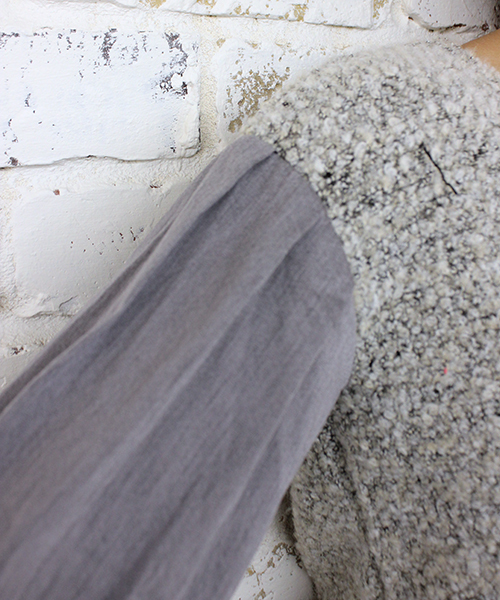 mystic（ミスティック）の「ブークレパフ長袖クループルオーバー（ニット/セーター・レディース・ブラック/グレー/チャコールグレー/ベージュ/キャメル・FREE/ﾌﾘ-）」の14枚目の写真