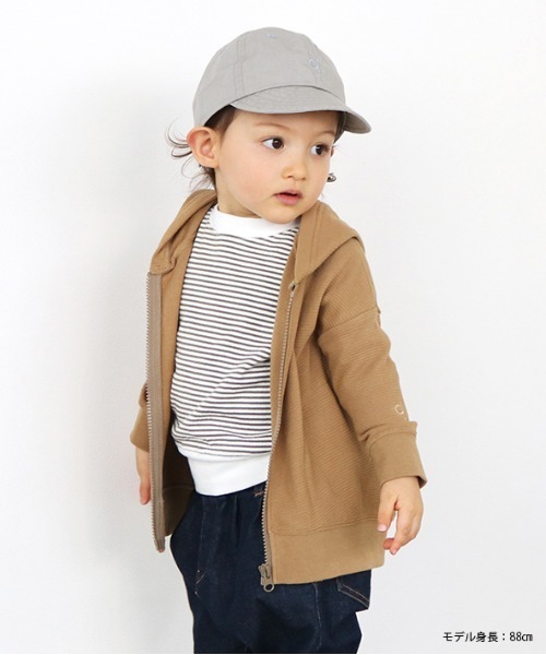 quoti use fith（クゥオティ　ユース　フィス）の「ベビーウェーブ ワイドパーカー（パーカー・キッズ・アイボリー/カーキ/ベージュ・100/80/130/110/90/120）」の3枚目の写真