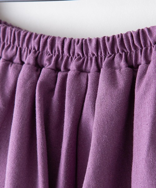 INNOCENT BLUE（イノセントブルー）の「【innocent blue/イノセントブルー】コットンリネンギャザースカート（ロングスカート）（スカート・レディース・ブラック/ベージュ/パープル/ブルー/ライトグリーン/ライトブラウン/クリーム・MEDIUM）」の12枚目の写真
