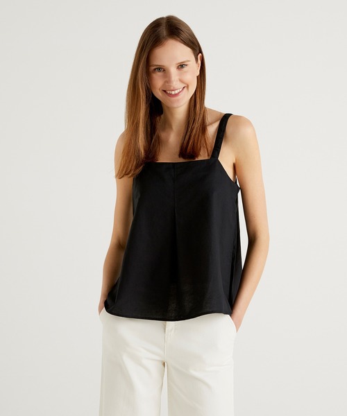 BENETTON (UNITED COLORS OF BENETTON)（ベネトンユナイテッドカラーズオブベネトン）の「リネン混キャミソールブラウス（キャミソール・レディース・ホワイト/ブラック/ブルー・SMALL/LARGE/X-SMALL/MEDIUM）」の2枚目の写真