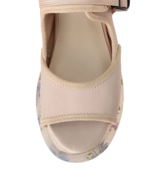 merry jenny（メリージェニー）の「floral sneaker sandal（サンダル・レディース・ブラック/アイボリー・MEDIUM/LARGE）」の17枚目の写真