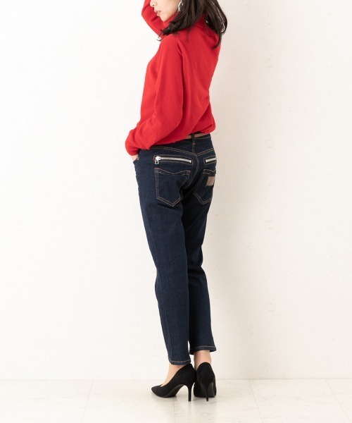 SELECT LEVERY（セレクトリベリー）の「飾りジップポケット付ボーイフレンドデニムパンツ（デニムパンツ・レディース・ライトブルー/ネイビー/インディゴブルー/ブルー/ワンウォッシュ/ホワイト/ブルー系その他/ブラック/ネイビー系/その他/ライトインディゴブルー/ブルー系1/ブラック系その他・MEDIUM/LARGE/SMALL/X-LARGE/X-SMALL）」の16枚目の写真