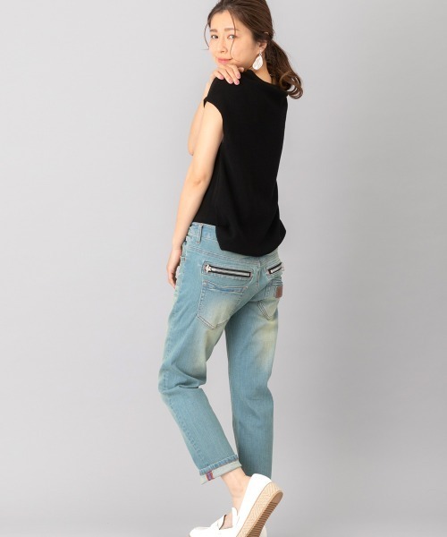 SELECT LEVERY（セレクトリベリー）の「飾りジップポケット付ボーイフレンドデニムパンツ（デニムパンツ・レディース・ライトブルー/ネイビー/インディゴブルー/ブルー/ワンウォッシュ/ホワイト/ブルー系その他/ブラック/ネイビー系/その他/ライトインディゴブルー/ブルー系1/ブラック系その他・MEDIUM/LARGE/SMALL/X-LARGE/X-SMALL）」の21枚目の写真
