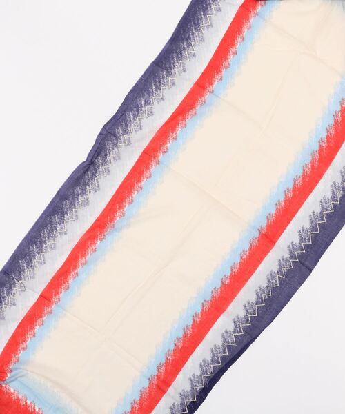 Fil Daraignee(フィルダレニエ)の「Fil Daraignee/Fuzzy Frame(ストール/ショール・レディース・ベージュ/ネイビー・FREE)」の3枚目の写真