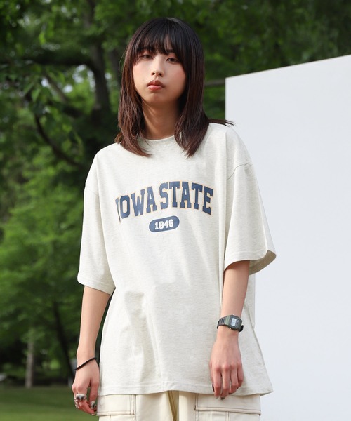 ZIP FIVE(ジップファイブ)の「【ZIP FIVE】ヴィンテージレトロ ロゴデザイン半袖ビッグTシャツ【ユニセックス】(Tシャツ/カットソー・レディース・ホワイト/ホワイト系1/ベージュ系/オートミール/ネイビー系1/グレイッシュベージュ/ベージュ系その他2/ネイビー系/ネイビー/ブラック系1/ホワイト系/ベージュ系1/ベージュ系その他/ブラック系/ブラック・LARGE/MEDIUM/X-LARGE)」の8枚目の写真