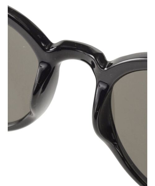 EMODA(エモダ)の「タンククリアサングラス(サングラス・レディース・ブラック/クリア・FREE)」の4枚目の写真