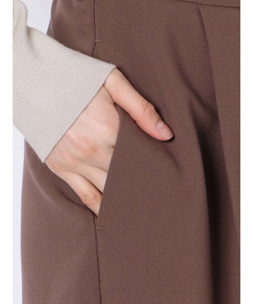 LAGUNAMOON（ラグナムーン）の「ベーシックテーパードパンツ（その他パンツ・レディース・アイボリー/グリーン系その他/モカ・SMALL/MEDIUM）」の4枚目の写真