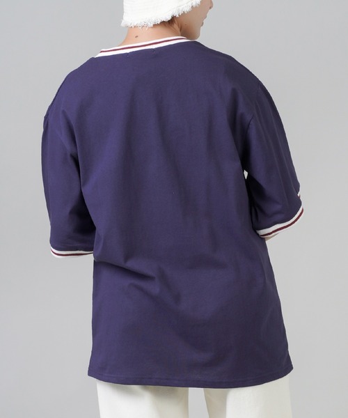 SPINNS（スピンズ）の「【ゆるシルエット】リブラインカレッジロゴ半袖Tシャツ（Tシャツ/カットソー・レディース・ホワイト/ネイビー/グリーン/ボルドー・ONESIZE）」の7枚目の写真