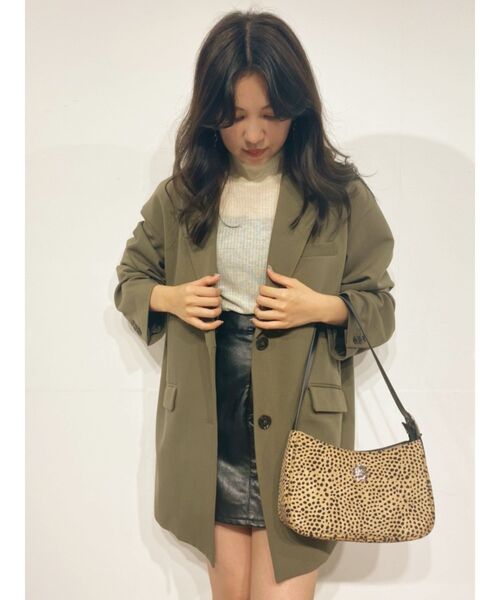 EVRIS（エヴリス）の「メンズライクルーズジャケット（テーラードジャケット・レディース・ベージュ/カーキ・FREE）」の4枚目の写真