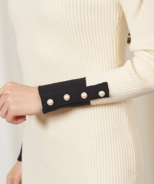 MIIA(ミーア)の「パール袖パワーショルダーニットワンピース(ワンピース・レディース・ベージュ系その他/ブラック/オフホワイト/ブルー/ピンク系その他・SMALL/X-SMALL/MEDIUM)」の14枚目の写真