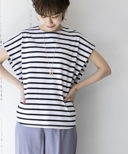 URBAN RESEARCH（アーバンリサーチ）の「フレンチスリーブバスクカットソー（Tシャツ/カットソー・レディース・ブルー系その他/ブラック系その他・FREE）」の2枚目の写真