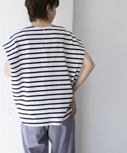 URBAN RESEARCH（アーバンリサーチ）の「フレンチスリーブバスクカットソー（Tシャツ/カットソー・レディース・ブルー系その他/ブラック系その他・FREE）」の12枚目の写真