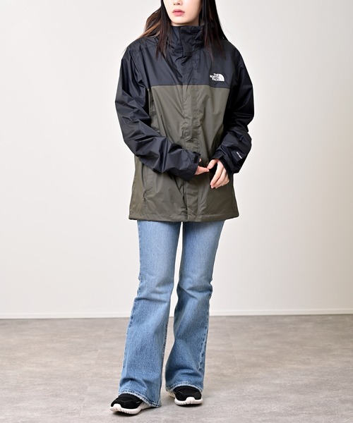 THE NORTH FACE（ザノースフェイス）の「THE NORTH FACE(ザ・ノース・フェイス) ベンチャー2 ナイロンジャケット（ナイロンジャケット・レディース・ブラック×カーキ/ブラック/ブラウン/ブラック×イエロー・S/M/L/XL）」の8枚目の写真