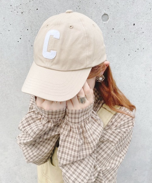 nemne store(ネンネストア)の「【accessory】みんなを守るワッペン付きベースボールキャップ(キャップ・レディース・ネイビー/グリーン/ベージュ・フリー)」の1枚目の写真