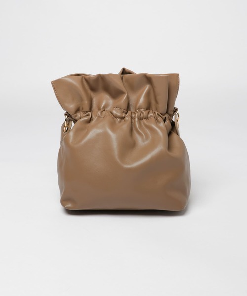 SENSE OF PLACE by URBAN RESEARCH（センスオブプレイスバイアーバンリサーチ）の「2WAYギャザーショルダーバッグ（ショルダーバッグ・レディース・アイボリー/ブラック/モカ・ONE）」の5枚目の写真