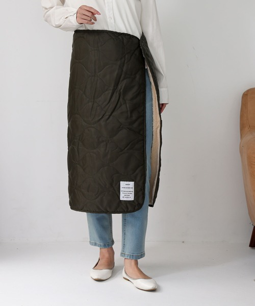 ALTROSE（アルトローズ）の「4WAY キルトブランケット [WEEKEND]（ブランケット・レディース・カーキ/ブラック/キャメル/ネイビー/ライトベージュ/ダークグレー・FREE）」の9枚目の写真