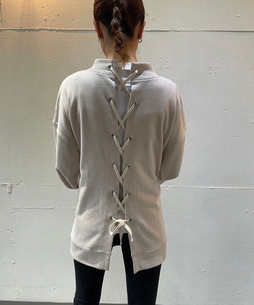 rectangle by ryon(レクタングルバイリョン)の「【rectangle by ryon】バックレースアッププルオーバー(スウェット・レディース・ネイビー/グレイッシュベージュ・FREE)」の15枚目の写真