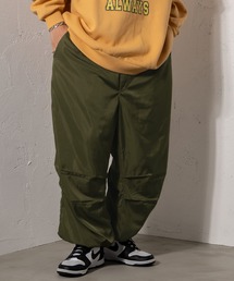タックドローコードパンツ
