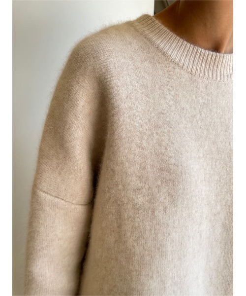 BEARDSLEY（ビアズリー）の「裏がポリエステルでチクチクしないラクーンダブルフェイスプルオーバー（ニット/セーター・レディース・ベージュ/グレー・FREE）」の16枚目の写真