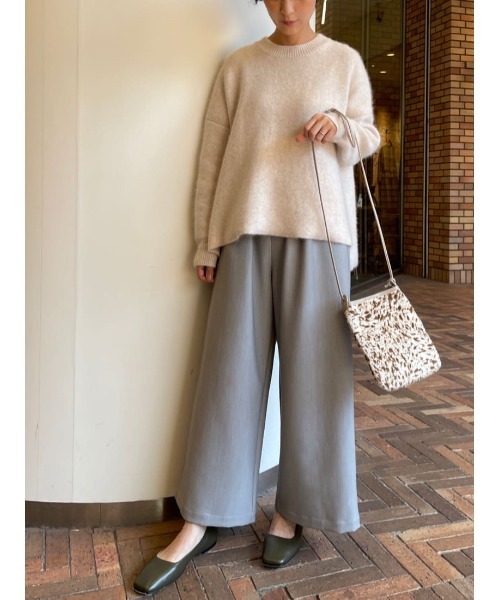 BEARDSLEY（ビアズリー）の「裏がポリエステルでチクチクしないラクーンダブルフェイスプルオーバー（ニット/セーター・レディース・ベージュ/グレー・FREE）」の18枚目の写真