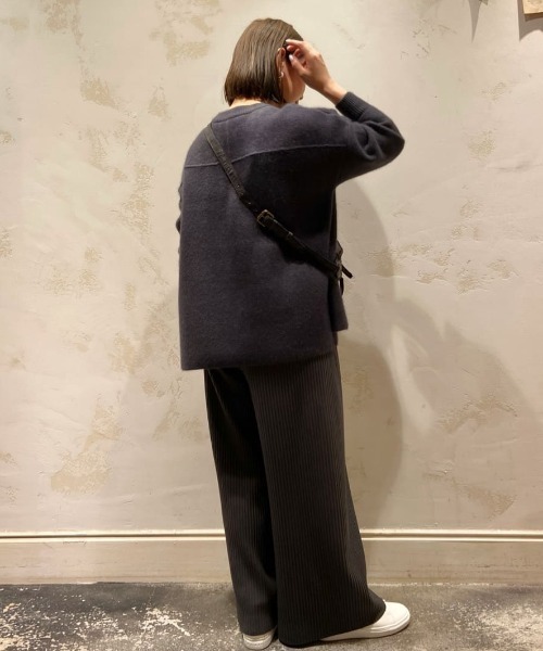 BEARDSLEY（ビアズリー）の「裏がポリエステルでチクチクしないラクーンダブルフェイスプルオーバー（ニット/セーター・レディース・ベージュ/グレー・FREE）」の12枚目の写真