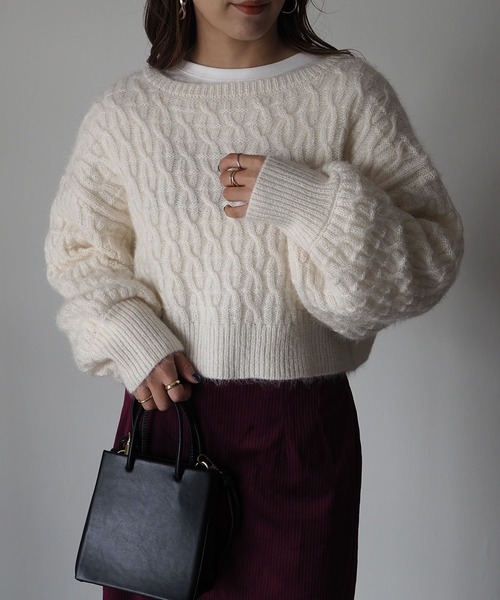 Riberry(リベリー)の「前後2WAYショートケーブルカーデ(カーディガン/ボレロ・レディース・ベージュ/ネイビー/オフホワイト/グリーン/ブルー・MEDIUM)」の6枚目の写真