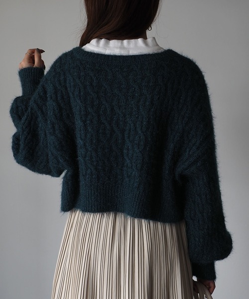 Riberry(リベリー)の「前後2WAYショートケーブルカーデ(カーディガン/ボレロ・レディース・ベージュ/ネイビー/オフホワイト/グリーン/ブルー・MEDIUM)」の16枚目の写真