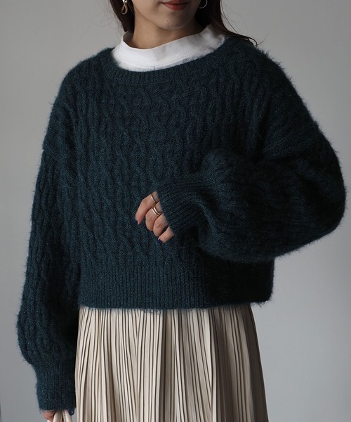 Riberry(リベリー)の「前後2WAYショートケーブルカーデ(カーディガン/ボレロ・レディース・ベージュ/ネイビー/オフホワイト/グリーン/ブルー・MEDIUM)」の20枚目の写真