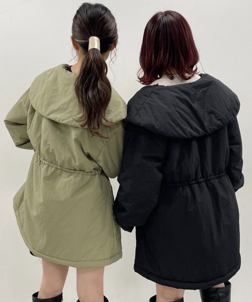 one after another NICE CLAUP（ワンアフターアナザーナイスクラップ）の「ファーの付け襟がポイント　ミリタリー女の子コート（ミリタリージャケット・レディース・アイボリー/ブラック/カーキ・FREE）」の8枚目の写真