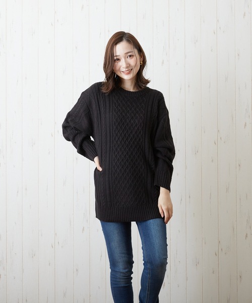VIBGYOR(ヴィブジョー)の「VIBGYOR Select/7GGケーブルクルー(BL)(ニット/セーター・レディース・ブラック/ベージュ/パープル/グリーン/アイボリー・38/42/40)」の8枚目の写真