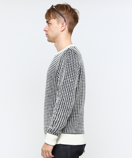 BEAMS LIGHTS Men's(ビームスライツ メンズ)の「BEAMS LIGHTS / V編みクルーネックニット(ニット/セーター・メンズ・ネイビー/オフホワイト/ブラック・SMALL/MEDIUM/LARGE)」の22枚目の写真