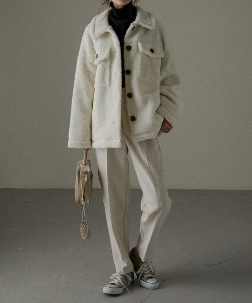 Fashion Letter(ファッションレター)の「ボアオーバーサイズCPOジャケットコート(ブルゾン・レディース・アイボリー・M/L)」の4枚目の写真