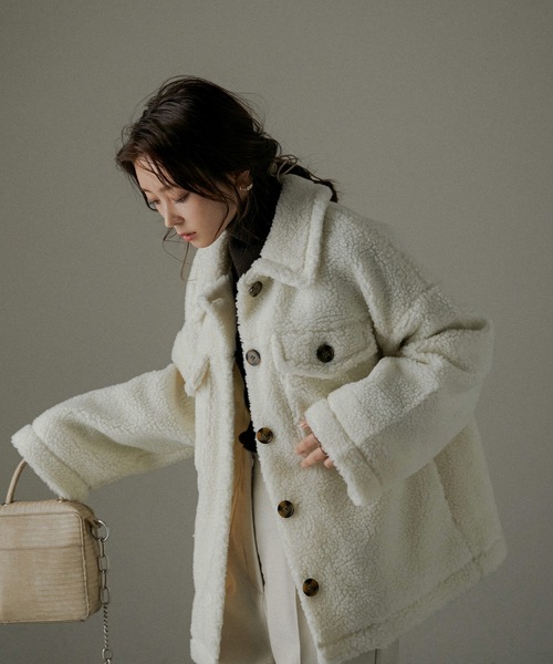 Fashion Letter(ファッションレター)の「ボアオーバーサイズCPOジャケットコート(ブルゾン・レディース・アイボリー・M/L)」の7枚目の写真