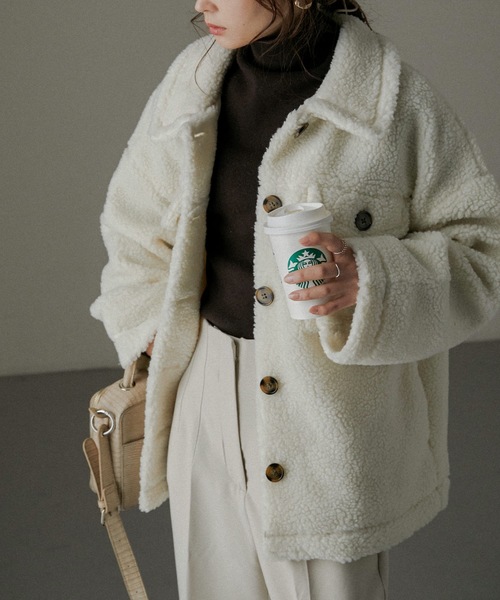 Fashion Letter(ファッションレター)の「ボアオーバーサイズCPOジャケットコート(ブルゾン・レディース・アイボリー・M/L)」の9枚目の写真