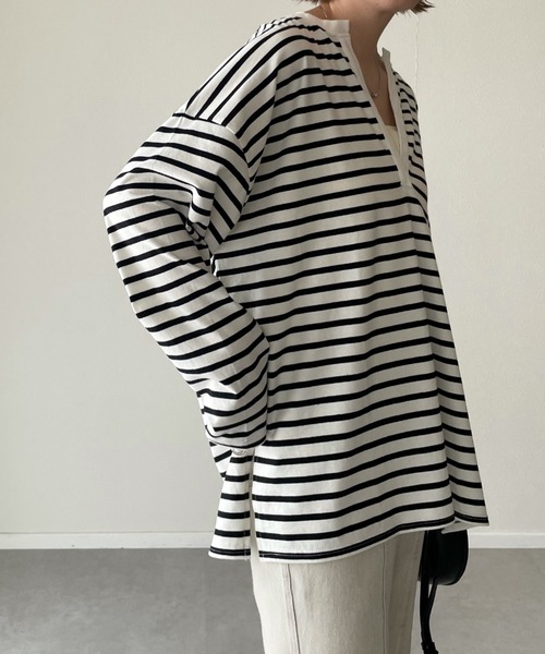 y/m by misato(イムバイミサト)の「ボーダーキーネックトップス(Tシャツ/カットソー・レディース・ブラック/ブルー・FREE)」の14枚目の写真