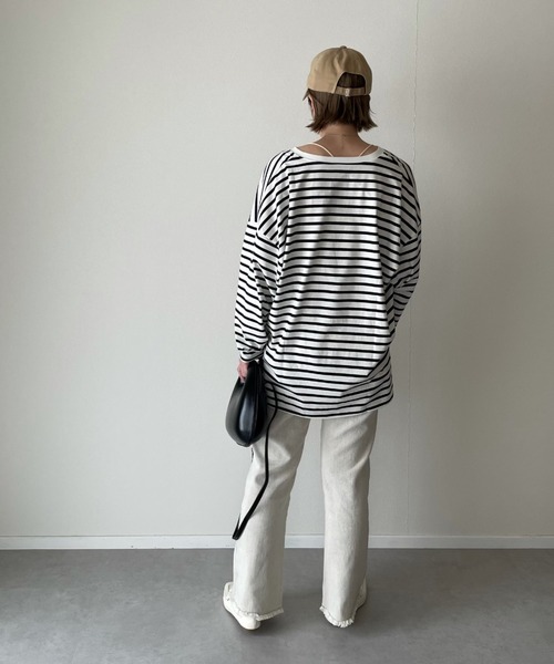 y/m by misato(イムバイミサト)の「ボーダーキーネックトップス(Tシャツ/カットソー・レディース・ブラック/ブルー・FREE)」の15枚目の写真