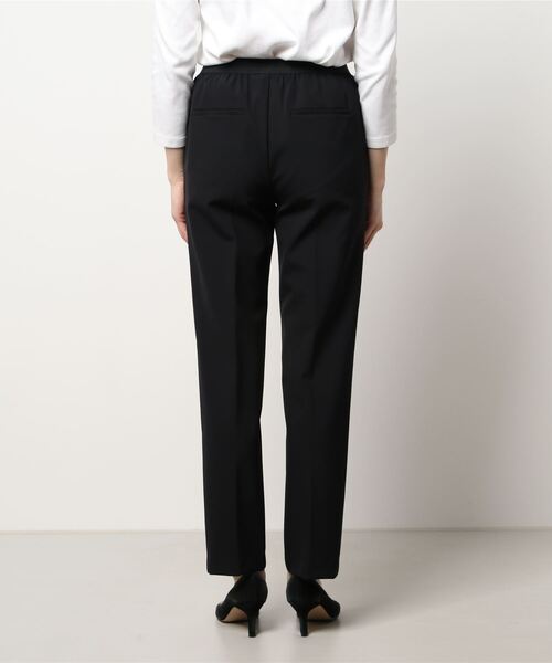 ADAM ET ROPE'（アダムエロペ）の「2WAYストレッチスリムパンツ（その他パンツ・レディース・ブラック/ネイビー・38/36）」の19枚目の写真