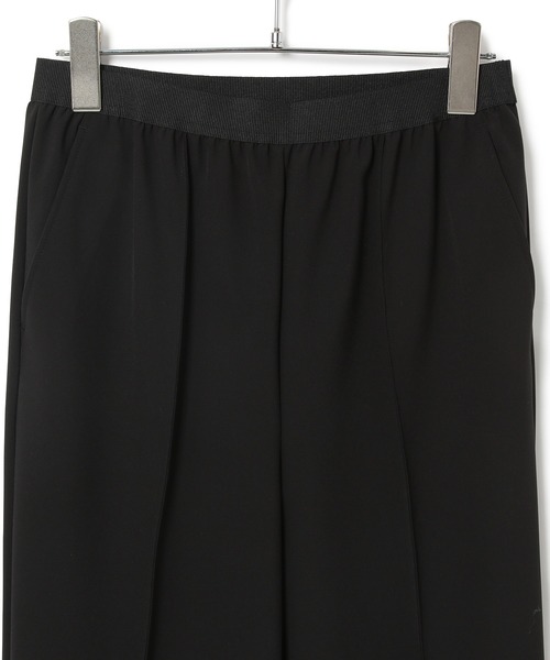 ADAM ET ROPE'（アダムエロペ）の「2WAYストレッチスリムパンツ（その他パンツ・レディース・ブラック/ネイビー・38/36）」の11枚目の写真