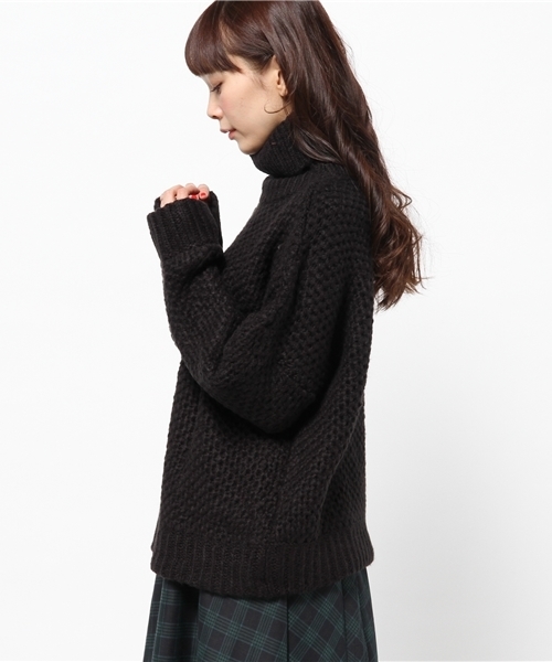 mystic（ミスティック）の「モヘアライクタートルプルオーバー（ニット/セーター・レディース・ピンクベージュ/オレンジ/オフホワイト/グレー/ブラック・ﾌﾘ-）」の9枚目の写真